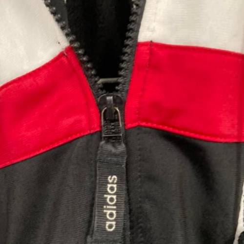 Adidas VNT jacket 中碼