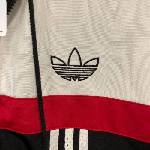Adidas VNT jacket 中碼