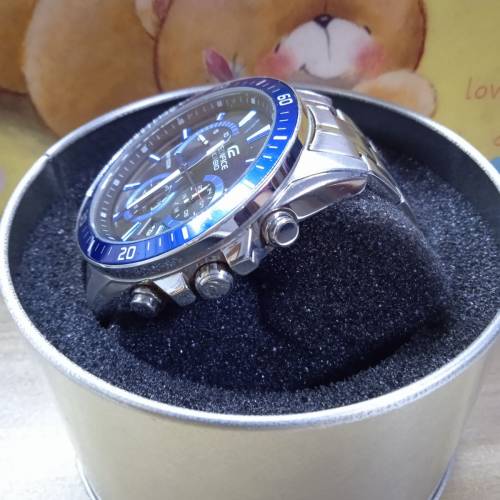 Casio 三眼六針鋼帶表