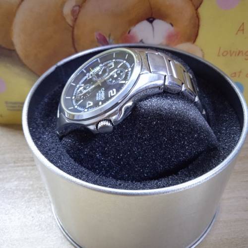 casio watch 三眼六針鋼帶表 直徑 40mm