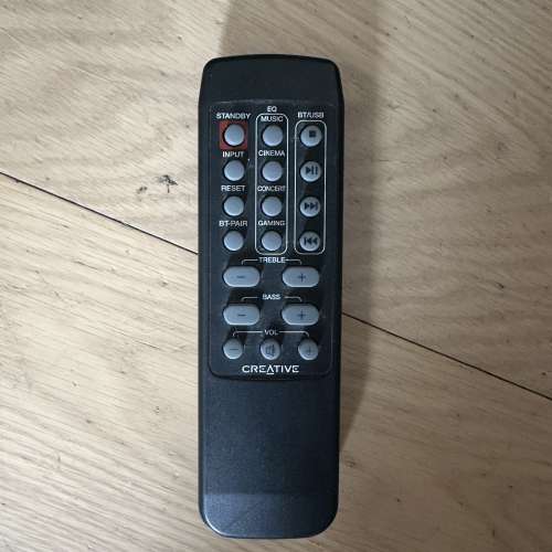 Creative 條形喇叭連低音箱搖控