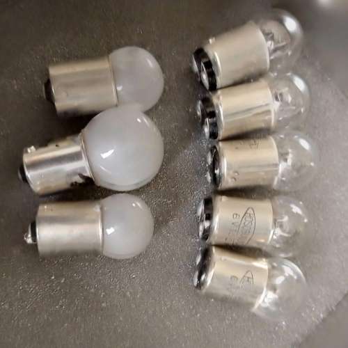 6V-8V 15W小型光學燈胆