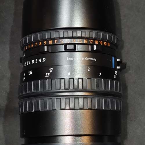 Hasselblad 180/4 Carl Zeiss SONNAR CFE T * 雙藍標