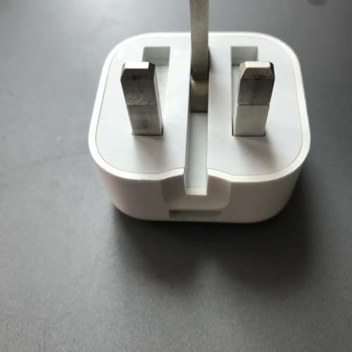 二手 iphone 伸縮插頭