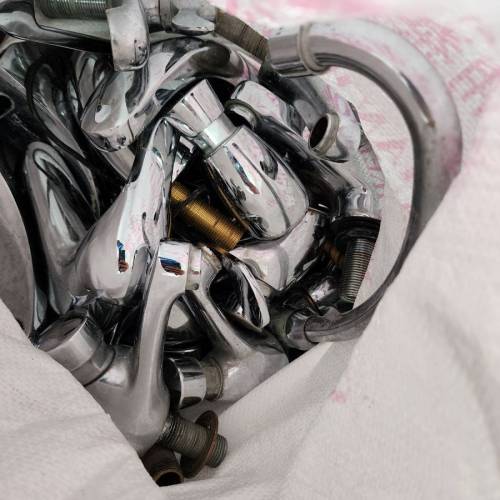 水喉龍頭，冷熱龍頭，鵝頸龍頭，單冷龍頭，感應龍頭，禁手龍頭