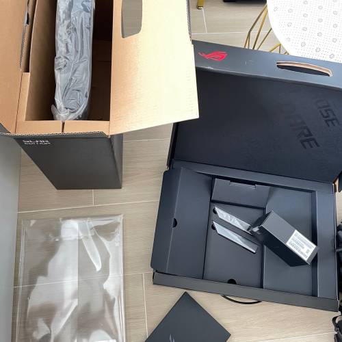 ROG Strix SCAR 17 (2022) G733  G733ZW-KH175W