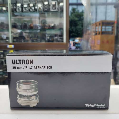 VOIGTLANDER ULTRON 35MM F1.7 ASPHERICAL SILVER LIKE NEW LEICA M MOUNT