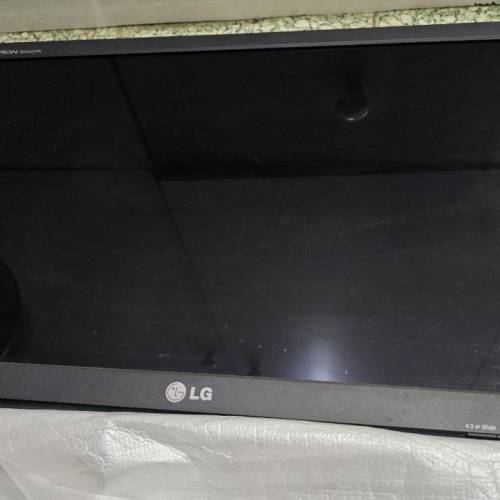 LG 樂金 24吋 顯示器 W2442PA