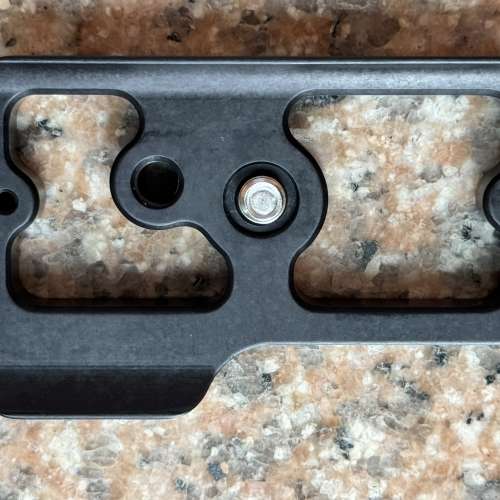 Kirk PZ-107 Arca-Type Compact Quick Release Plate