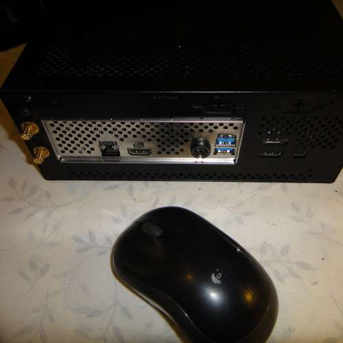 電競「小」鋼炮 ASROCK DeskMini GTX 1060 i5-7600 3.5GHz 16GB 240G SSD WiFi藍芽