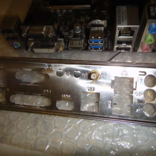 ITX主版 AsRock H81M-ITX/WiFi  ((windows10Home授權碼)) Socket 1150