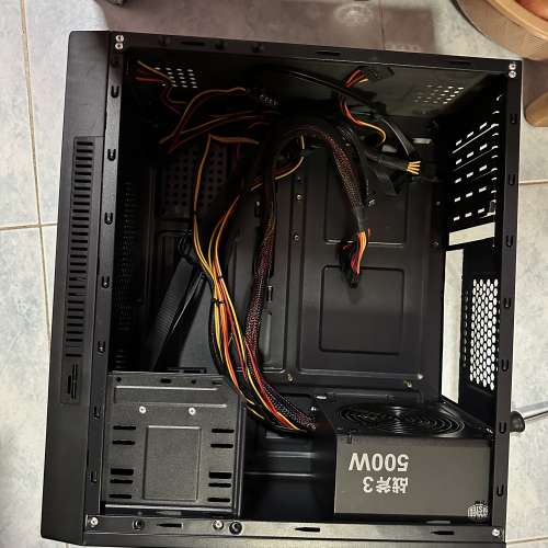 Cooler Master火牛連機箱
