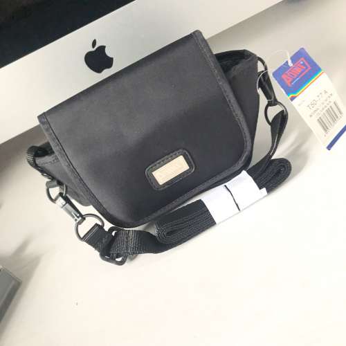 📷 POINT Camera Bag Belt Bag 11.3x7.6x7.8cm NEW 全新 照相機 袋 包 🎒