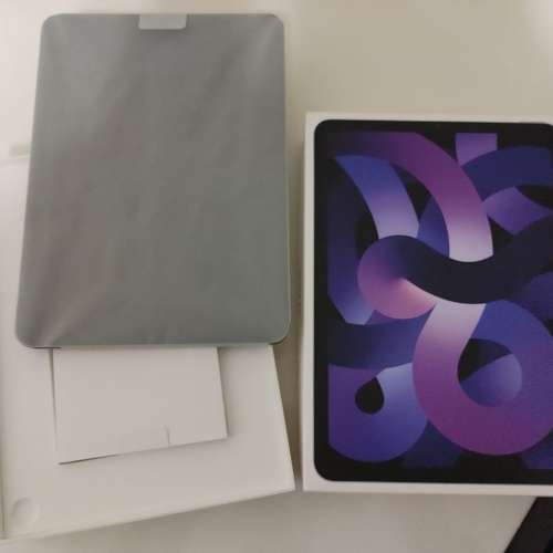 紫色Ipad Air 5 Wi-Fi 64GB
