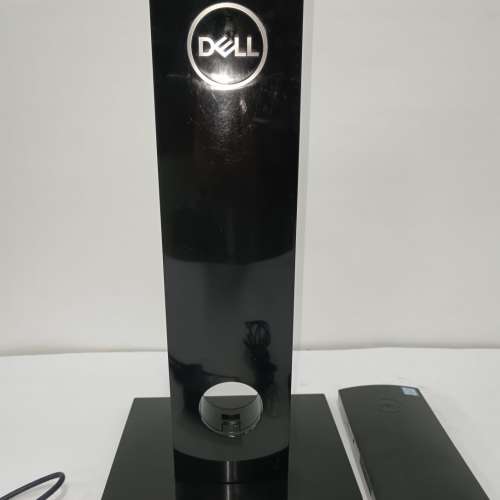 Dell Optiplex 7070 Ultra 桌上迷你電腦 連 LCD 腳架