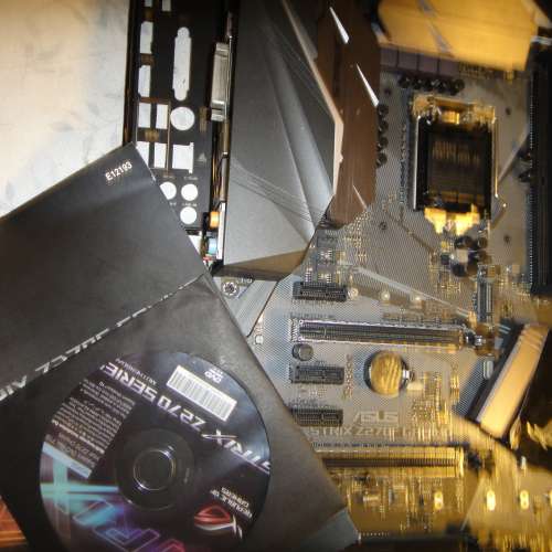 ASUS ROG STRIX Z270F GAMING  ATX主版 ((windows11Home授權碼)) Socket 1151