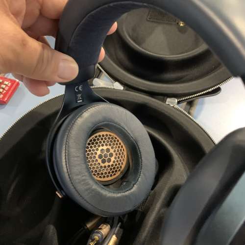 Focal Celestee close back headphones