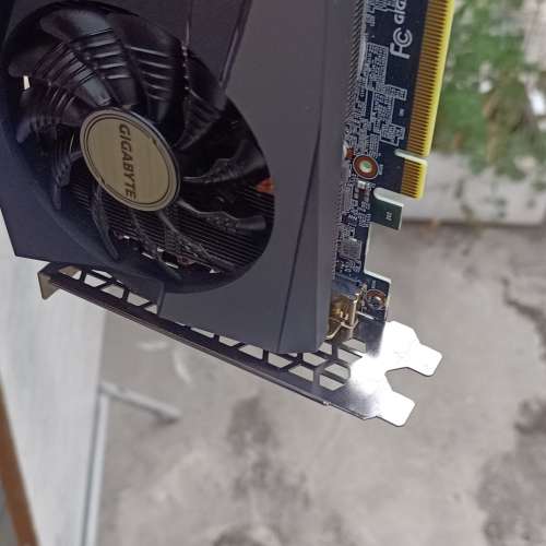 技嘉RTX3060 12G 正常使用，行貨24年7月份到期，聯強保修好新