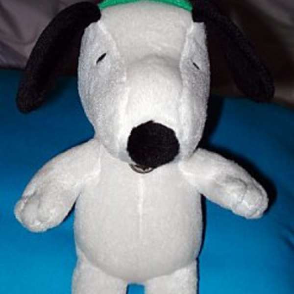 Hallmark Snoopy 8 " (Little Deer) with neck bell, 95% new