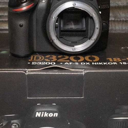 Nikon 數碼單反相機 D3200 入門級 (淨機身)
