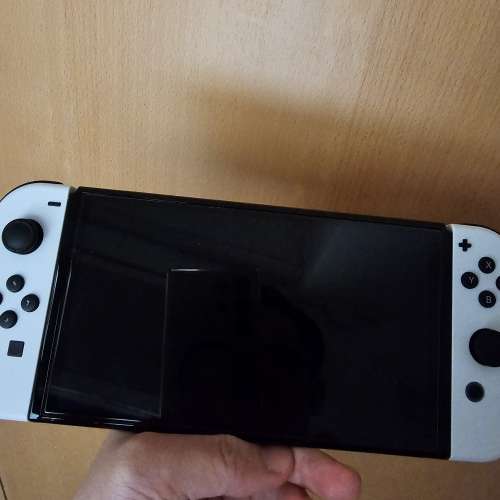 白oled switch主機，齊配件，跟pro掣，阿爾宙斯game 一隻