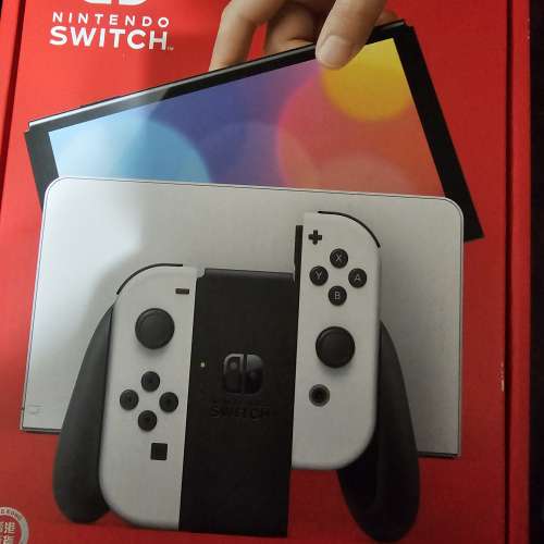 白oled switch主機，齊配件，跟pro掣，阿爾宙斯game 一隻