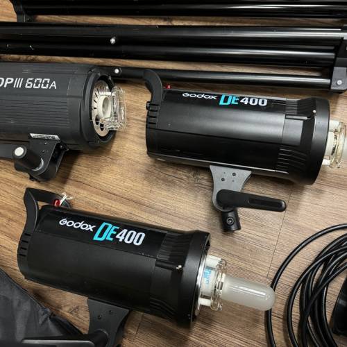 （抵用粗用）3支影樓燈+ 5支燈腳+  3個柔光箱 / Godox DE400 + 金貝 DP III 600A（...