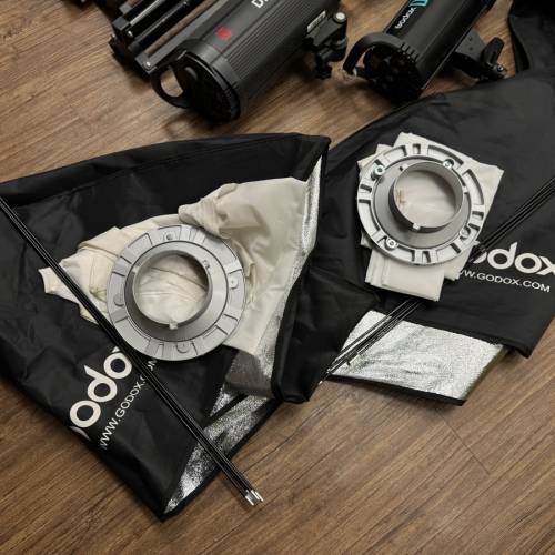 （抵用粗用）3支影樓燈+ 5支燈腳+  3個柔光箱 / Godox DE400 + 金貝 DP III 600A（...