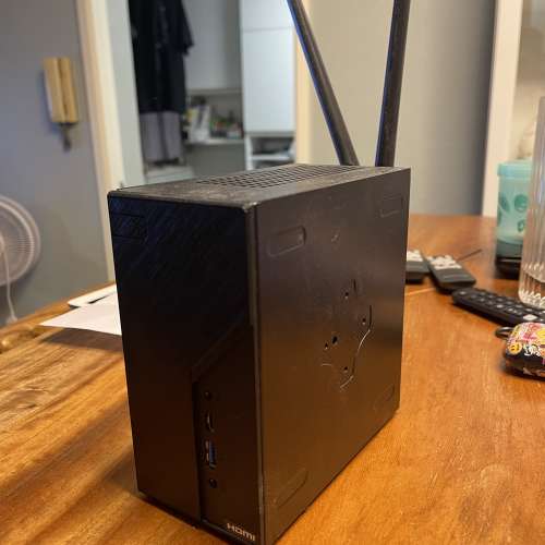 Asrock Deskmini X300 AMD Ryzen 5 Pro