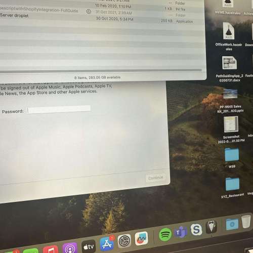 MacBook Pro 15" 2018 ( i9 / 32GB RAM / 1 TB SSD / 15.4 ) -  Bad Screen Color