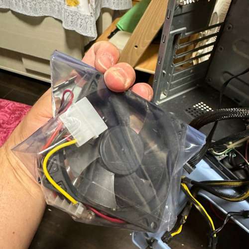 Coolermaster V650 650W ATX半模組電腦火牛