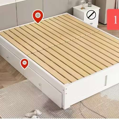 各種款式嘅實木床