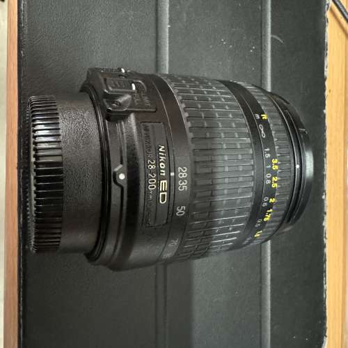 Nikon AF Nikkor ED 28-200mm 3.5-5.6G