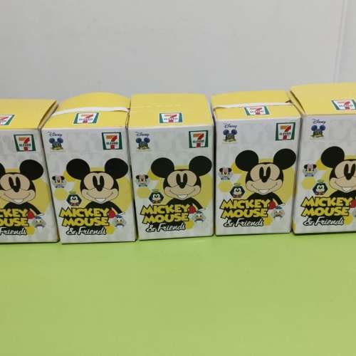 全新迪士妮米奇老鼠小熊維尼鎖匙扣New mickey house winnie the pooh key ring