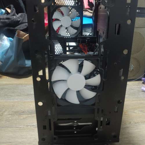 Fractal Design Define Mini C Tempered Glass M-ATX隔音機箱 / sharkoon 550w