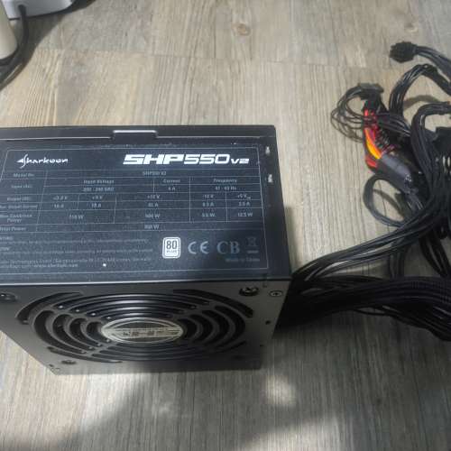 Fractal Design Define Mini C Tempered Glass M-ATX隔音機箱 / sharkoon 550w