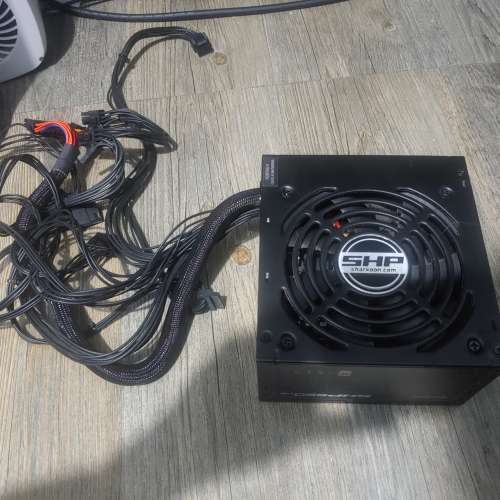 Fractal Design Define Mini C Tempered Glass M-ATX隔音機箱 / sharkoon 550w