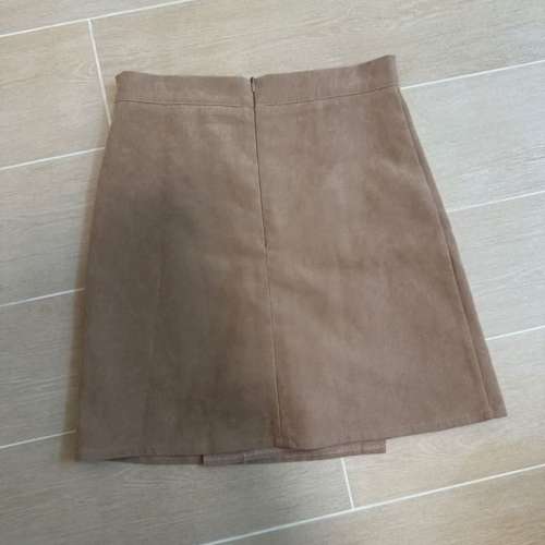 短裙 Beige colour Free size Waist: 62-65cm Length: 41cm 短褲內裡
