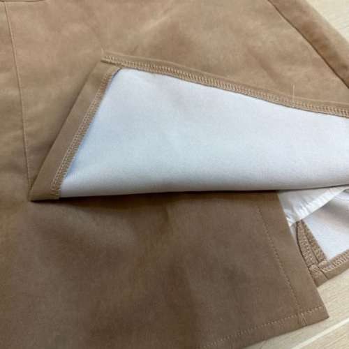 短裙 Beige colour Free size Waist: 62-65cm Length: 41cm 短褲內裡