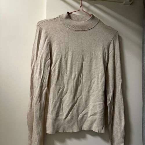 長袖Sweater Oat colour, free size Flex sweater Length: 50cm Waist: 66cm