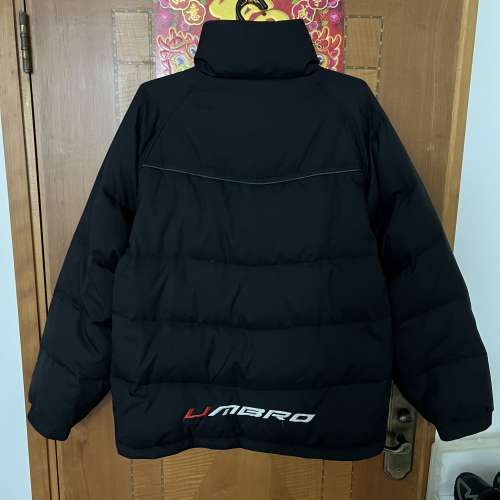 Umbro 保暖休閑運動尼龍褸