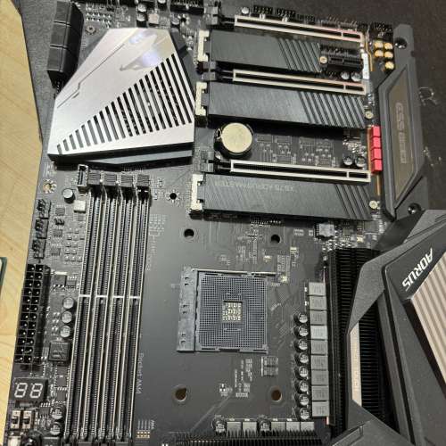 GIGABYTE X570 Aorus MASTER MB