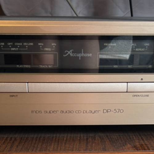 Accuphase DP-570 CD/SACD 唱盤