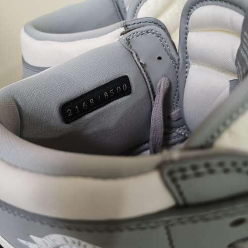 Jordan x Dior Air Jordan 1 High 滑板鞋