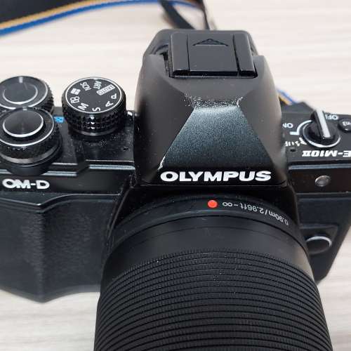 一機一鏡 Olympus OM-D E-M10 mark ii  Body + Olympus 40-150mm