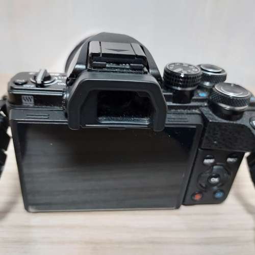 一機一鏡 Olympus OM-D E-M10 mark ii  Body + Olympus 40-150mm