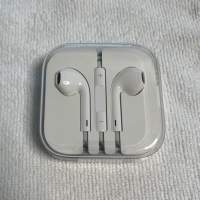 iPhone earphones 耳機 3.5mm 全新
