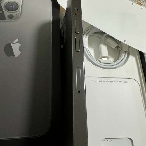 出售iPhone 13 Pro 128GB (石墨黑)