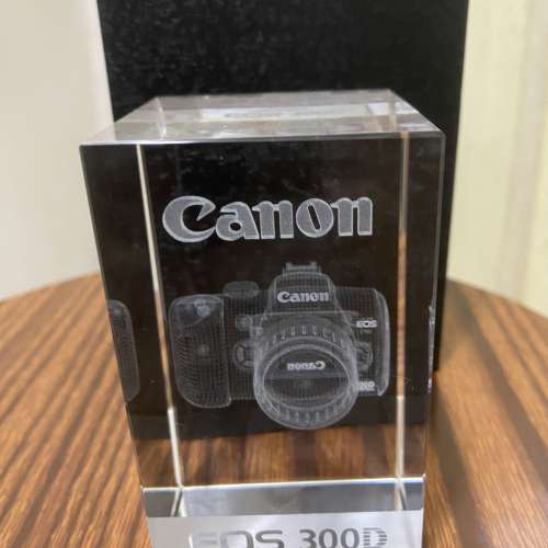 Canon EOS 300D 紙鎮
