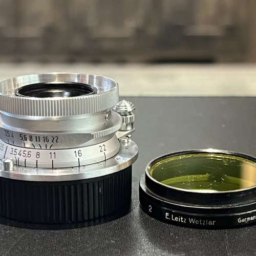 Leica summaron 35mm f3.5 ltm lens with Leica Yellow filter